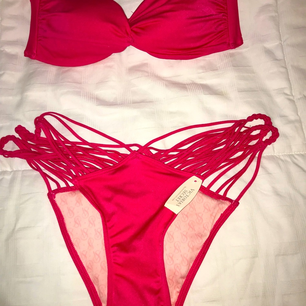 Victoria’s Secret bathing suit NWT.